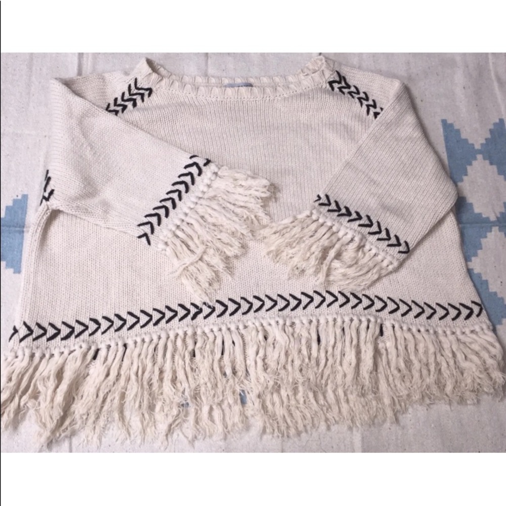 Boxy Western Fringe Boho Cream w/Black Bell Sleeve Chunky Knit Sweater Women’s L - Picture 7 of 10